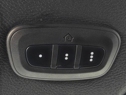 Used 2021 Jeep Wrangler Unlimited Sport AWD/4WD image 9