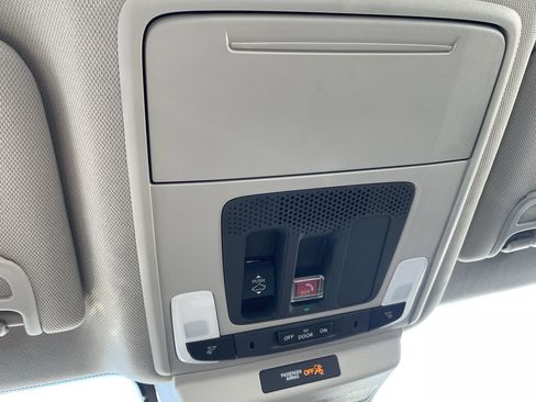 Certified 2023 Honda Accord EX image 28