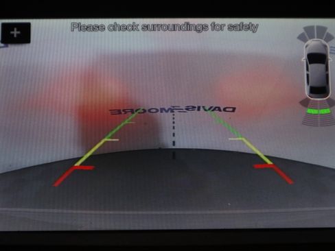 Used 2019 Ford Explorer XLT w/ Equipment Group 202A image 26