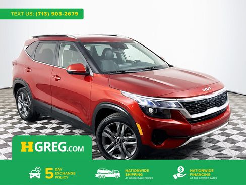 Used 2023 Kia Seltos S w/ Navigation Package FWD image 1