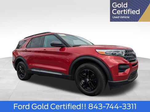 Certified 2023 Ford Explorer XLT image 1