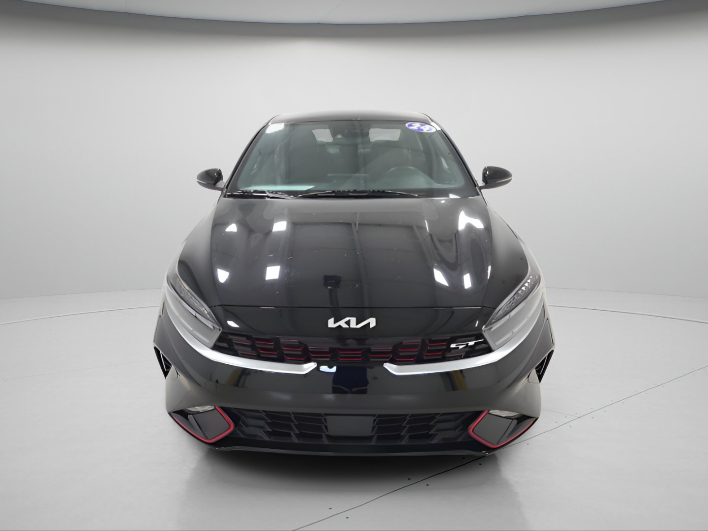 Used 2024 Kia Forte GT FWD image 2