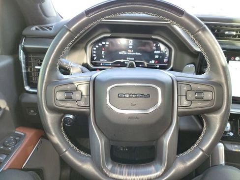 Used 2024 GMC Sierra 1500 Denali Ultimate image 13
