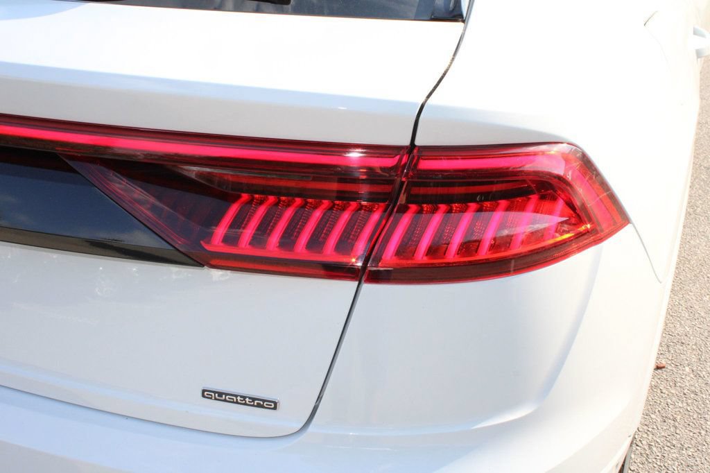 Used 2021 Audi Q8 Premium Plus AWD/4WD image 11
