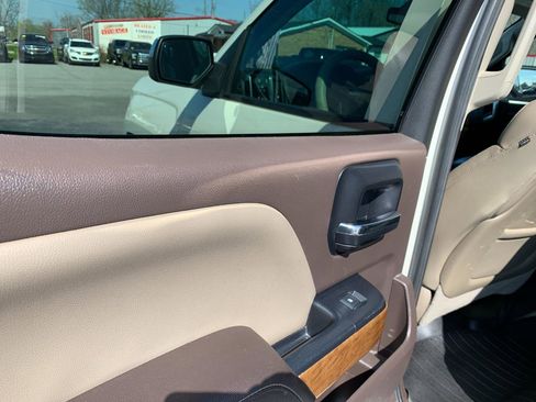 Used 2014 Chevrolet Silverado 1500 LTZ AWD/4WD image 31