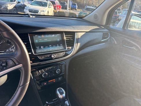 Used 2017 Buick Encore Preferred image 17