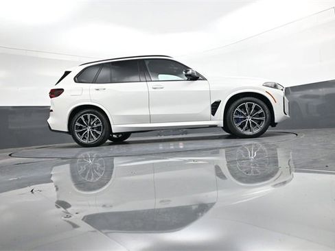 New 2026 BMW X5 M60i w/ Executive Package image 26