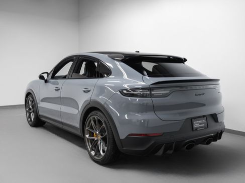 Certified 2023 Porsche Cayenne Turbo GT AWD/4WD image 3
