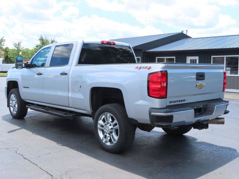 Used 2015 Chevrolet Silverado 2500 LT AWD/4WD image 4