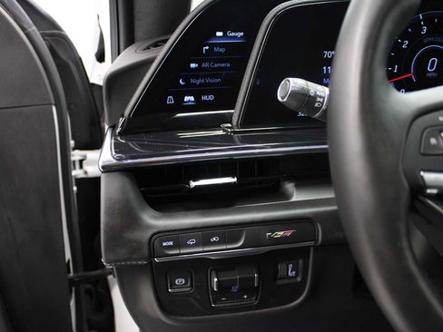 Used 2023 Cadillac Escalade V w/ LPO, ONYX Package image 24