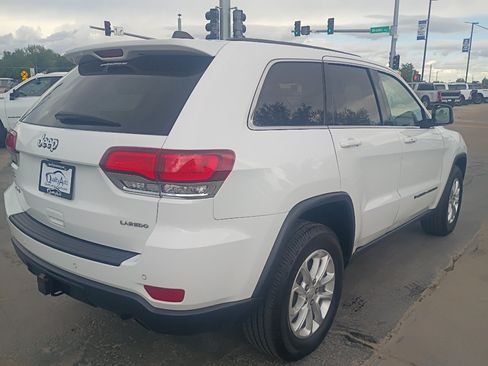 Used 2022 Jeep Grand Cherokee Laredo E w/ Security & Convenience Group AWD/4WD image 6