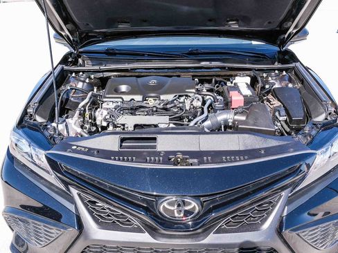Used 2023 Toyota Camry SE w/ Cold Weather Package AWD/4WD image 28