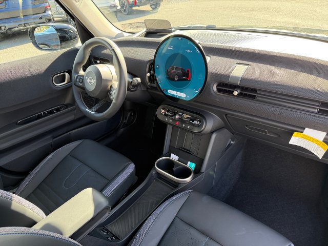 Used 2026 MINI Cooper 4-Door Hardtop FWD image 16