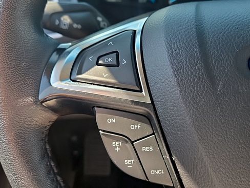 Certified 2023 Ford Edge SEL w/ Convenience Package AWD/4WD image 13