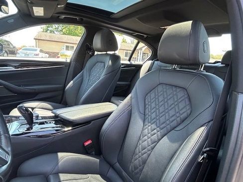 Used 2021 BMW 530i xDrive w/ M Sport Package AWD/4WD image 14