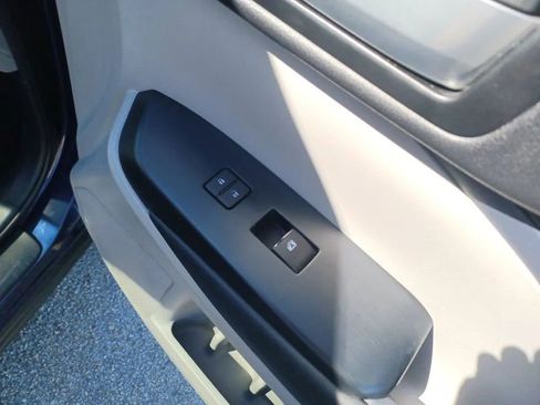 Used 2015 Toyota Highlander XLE image 24