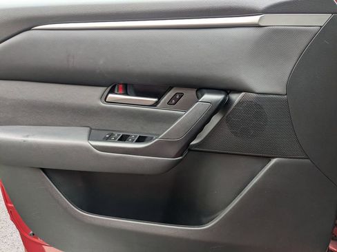 Used 2025 MAZDA CX-50 AWD 2.5 S w/ Premium Package image 11