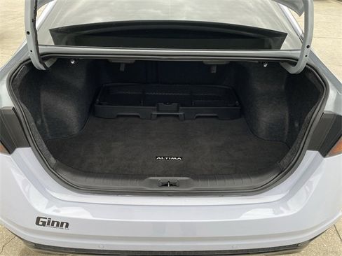 Used 2024 Nissan Altima 2.5 SR image 31