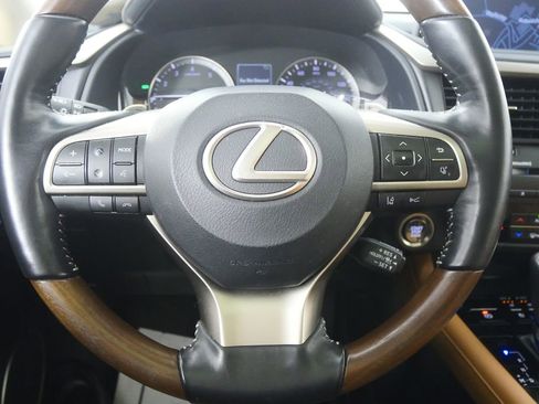 Used 2022 Lexus RX 350L FWD w/ Premium Package image 21