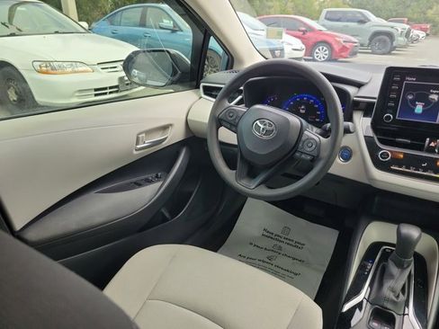 Used 2020 Toyota Corolla LE image 7