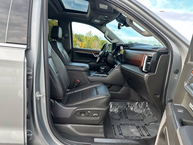 Used 2023 GMC Sierra 1500 Denali w/ Technology Package AWD/4WD image 12