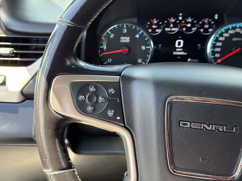Used 2018 GMC Yukon XL Denali w/ Open Road Package RWD image 29