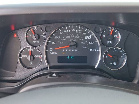New 2026 Chevrolet Express 2500 w/ Driver Convenience Package RWD image 11