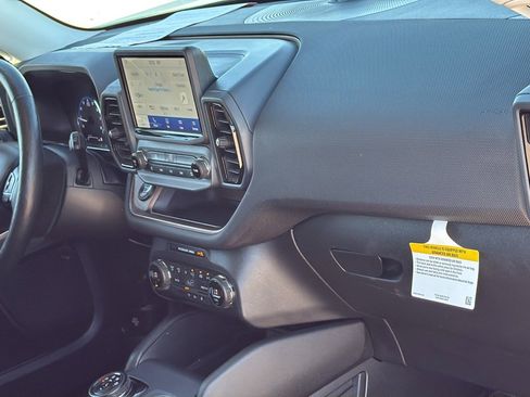 Used 2021 Ford Bronco Sport Outer Banks w/ Outer Banks Package image 26