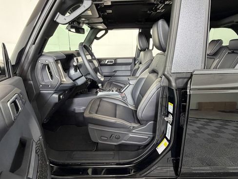 Used 2026 Ford Bronco Outer Banks AWD/4WD image 9
