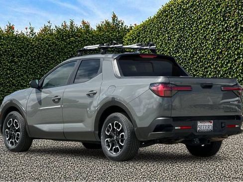 Used 2023 Hyundai Santa Cruz SEL Premium AWD/4WD image 7