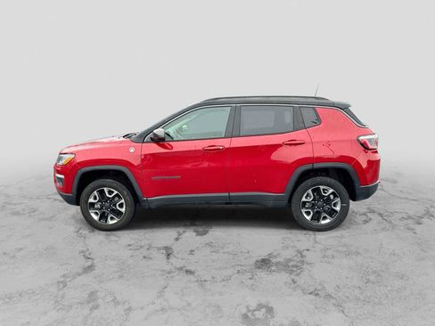 Used 2018 Jeep Compass Trailhawk w/ Leather Interior Group AWD/4WD image 5