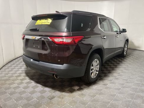 Used 2020 Chevrolet Traverse LT image 8