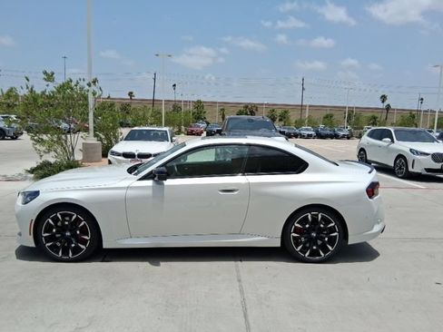 Used 2025 BMW M240i Coupe w/ Premium Package RWD image 3