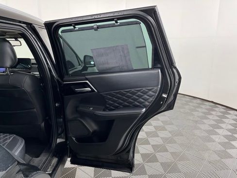 Used 2023 Mitsubishi Outlander SEL image 46