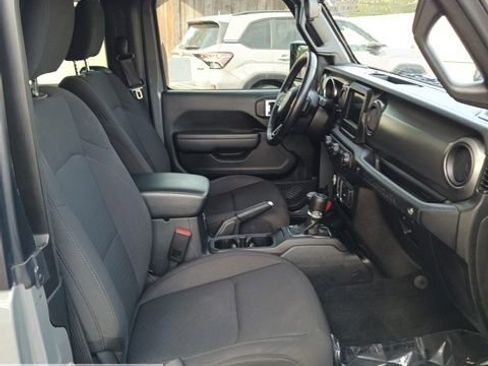 Used 2023 Jeep Wrangler Sport AWD/4WD image 24