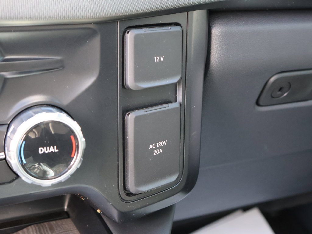 Certified 2024 Ford F250 Platinum AWD/4WD image 39