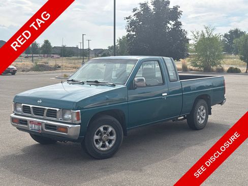 Used 1997 Nissan Pickup 2WD King Cab image 3