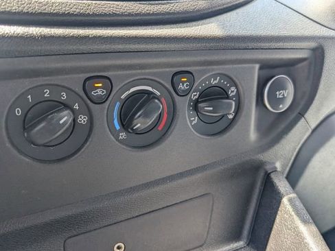 Used 2018 Ford Transit 250 130 Low Roof RWD image 17