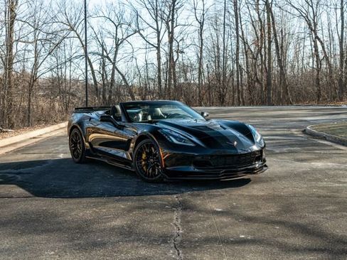Used 2017 Chevrolet Corvette Z06 w/ Z07 Performance Package image 33