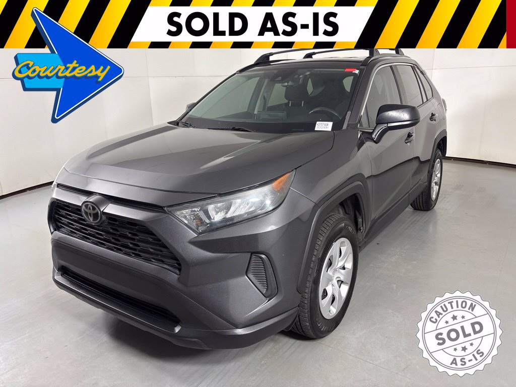 Used 2021 Toyota RAV4 LE w/ Carpet Mat Package (TMS) FWD image 4