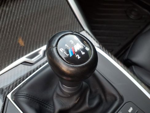 Used 2021 BMW M3 w/ M Carbon Exterior Package RWD image 23