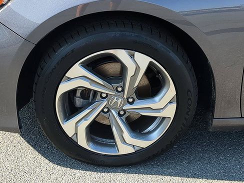 Used 2018 Honda Accord EX-L image 10