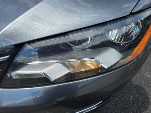 Used 2014 Volkswagen Passat TDI SEL Premium FWD image 9
