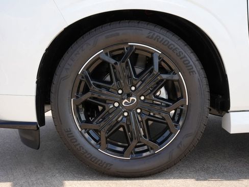 New 2026 INFINITI QX80 4WD image 26