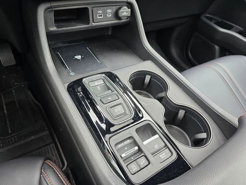 Used 2024 Honda Pilot TrailSport image 24