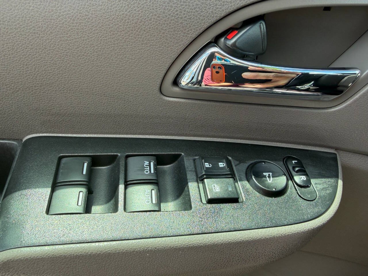 Used 2014 Honda Odyssey EX-L image 17