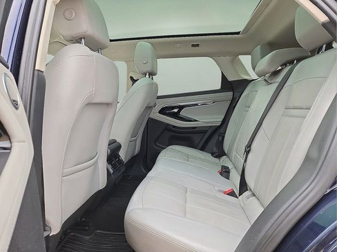 Used 2021 Land Rover Range Rover Evoque S image 17