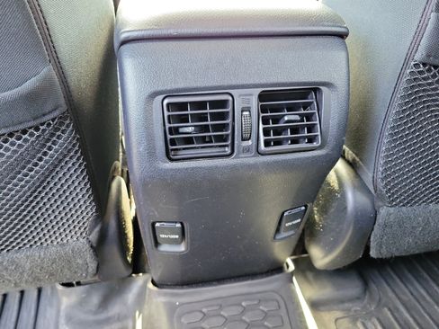 Used 2014 Toyota 4Runner SR5 AWD/4WD image 13