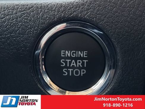 Used 2024 Toyota 4Runner TRD Off-Road Premium w/ Moonroof Package AWD/4WD image 22