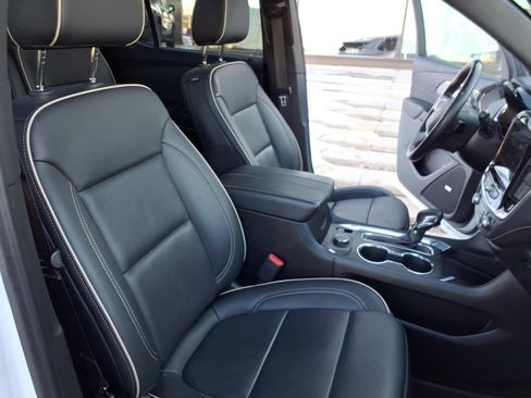 Certified 2023 Chevrolet Traverse Premier image 16